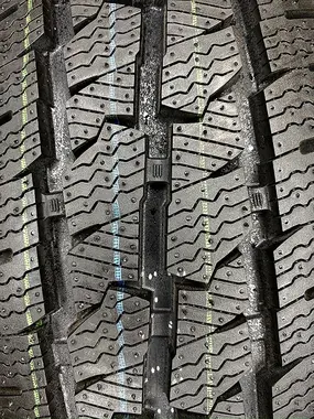 Автомобильные шины iLINK 205/70R15C 106/104R WINTER IL989 2