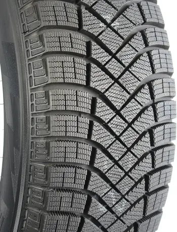Шина зимняя R19 235/40R19 ICE ZERO FRICTION 96H XL Страна производства: Россия 1