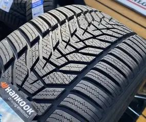 Автомобильные шины Hankook 265/35R19 98W XL Winter i*cept evo3 W330 2