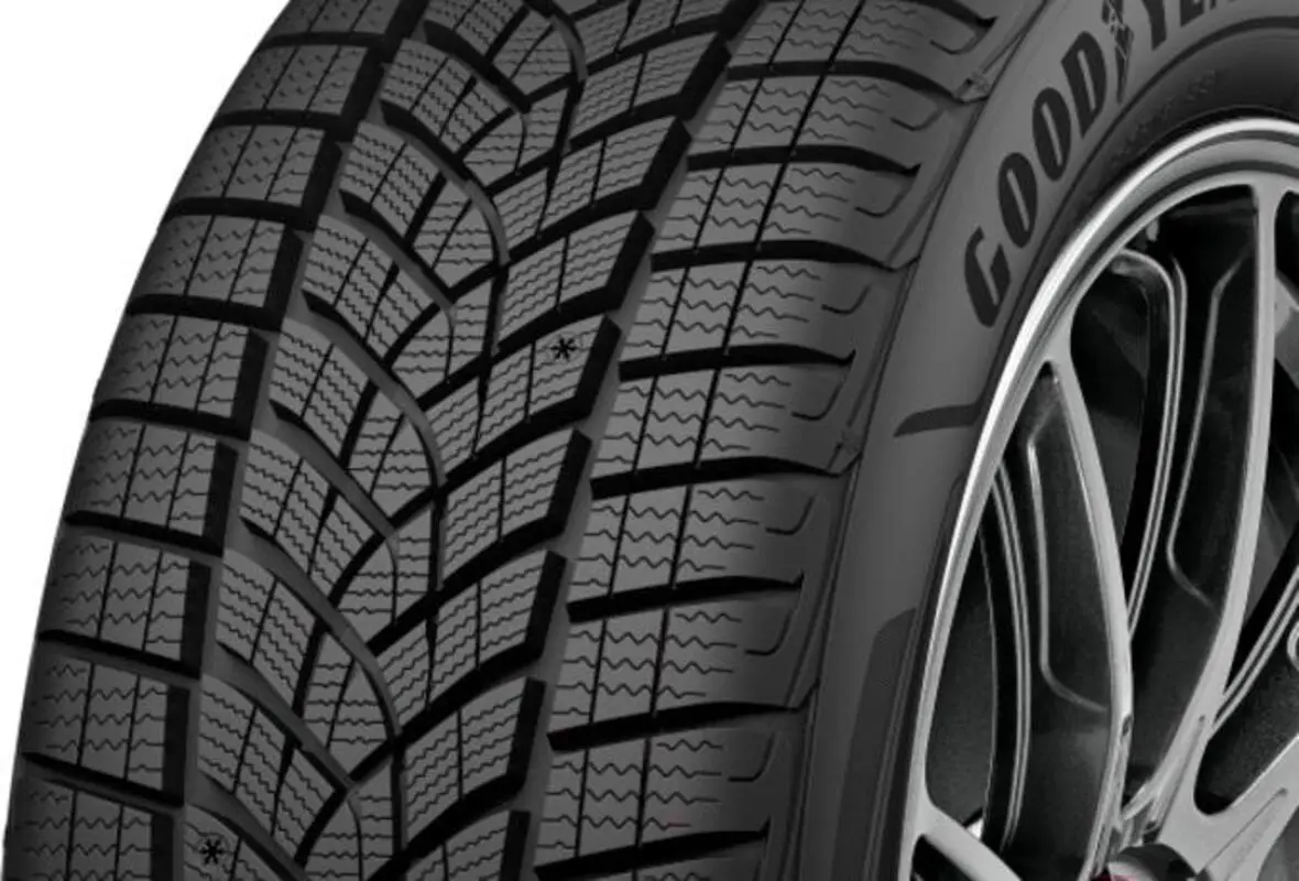 Зимняя шина Goodyear UltraGrip Performance+ 255/35R21 98V SCT Tesla 1