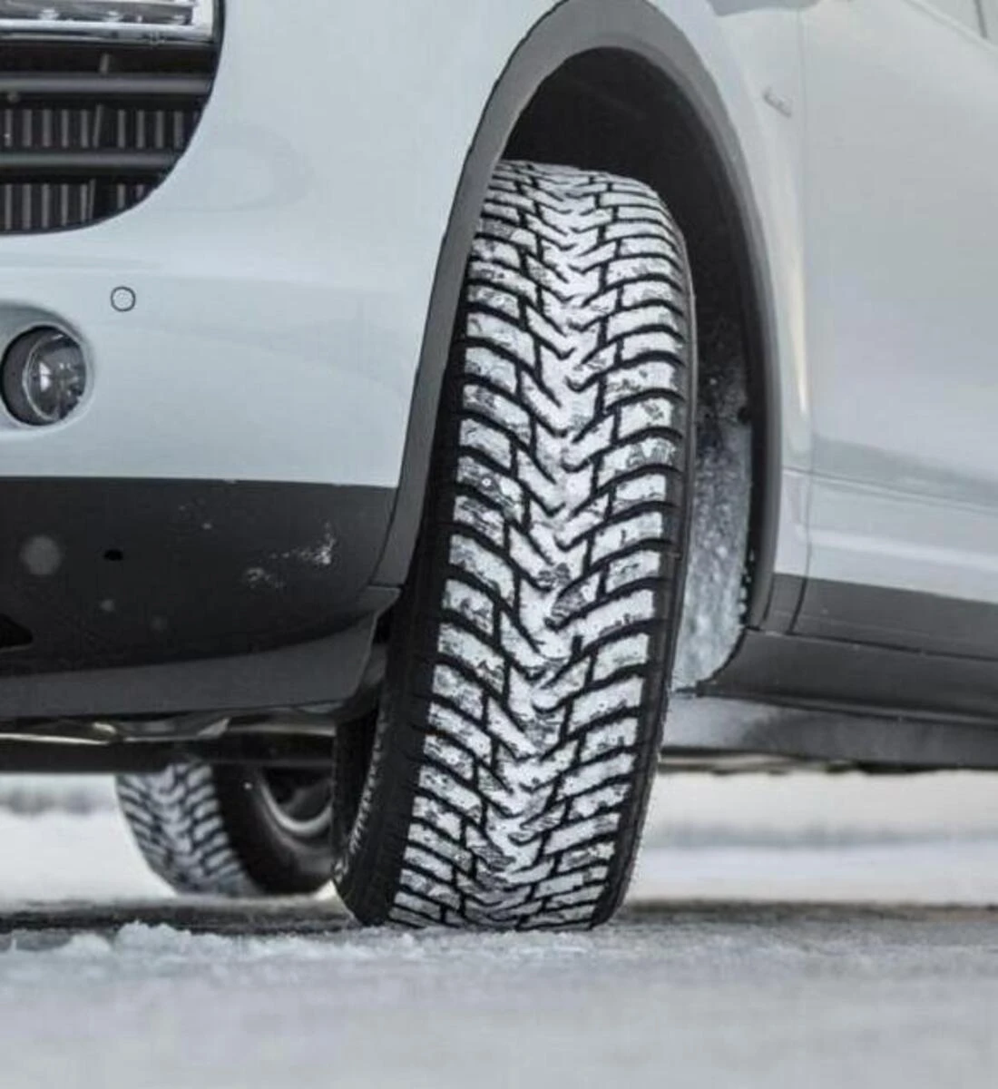Зимняя шина Kumho WinterCraft Ice Wi31 245/40R19 98T (шипы) 2
