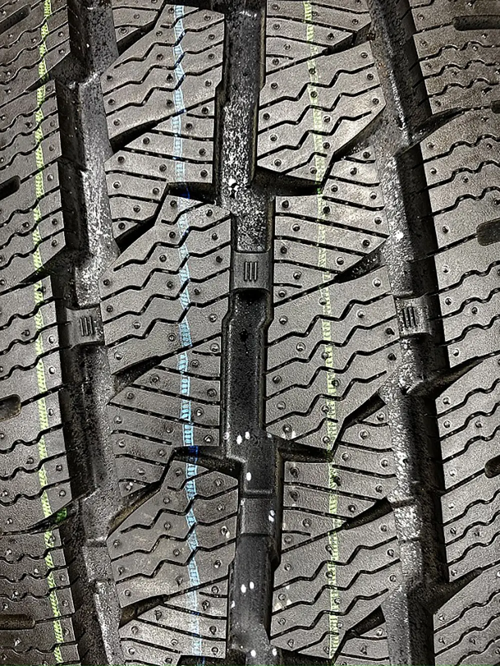 Зимняя легкогрузовая шина iLINK IL989 Winter 235/65R16C 115/113R 3