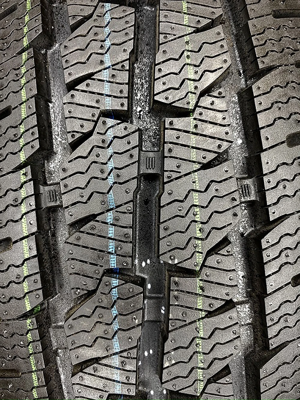 Автомобильные шины iLINK 185/75R16C 104/102R WINTER IL989 2